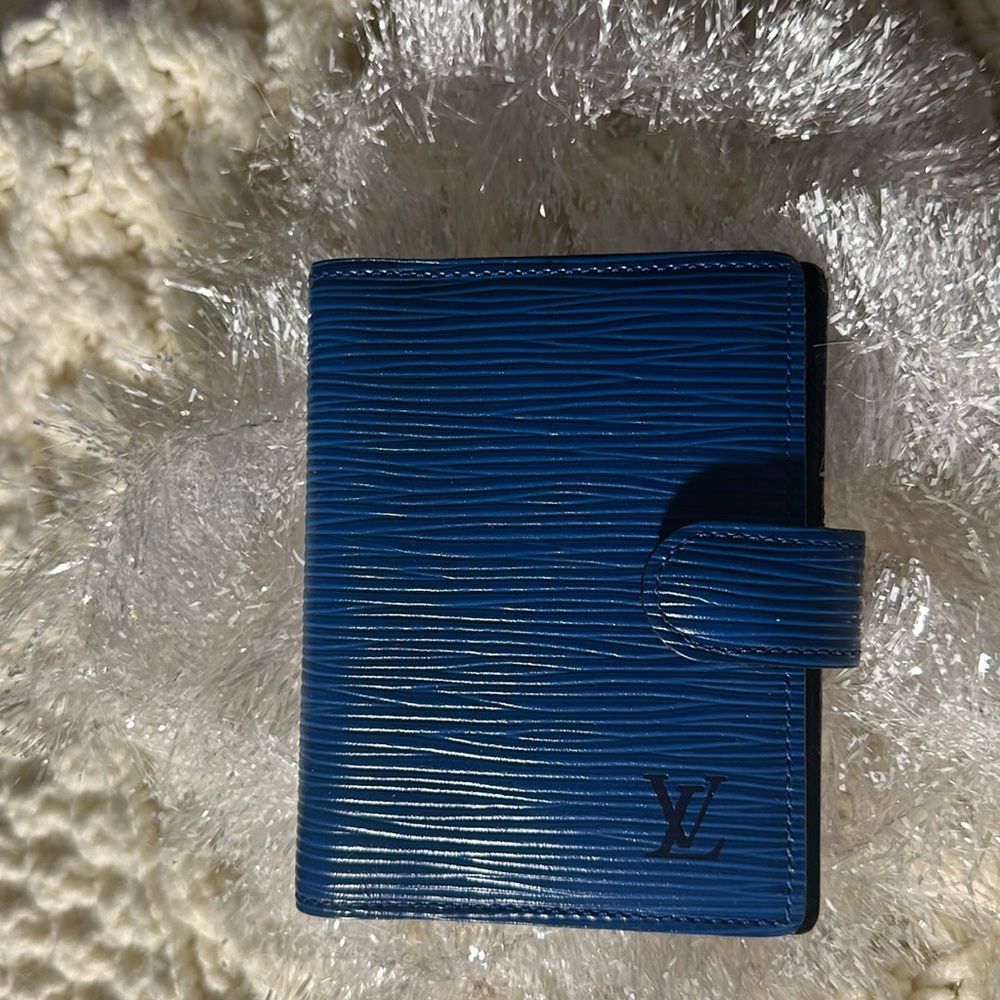 💙AUTHENTIC LOUIS VUITTON EPI SNAP WALLET